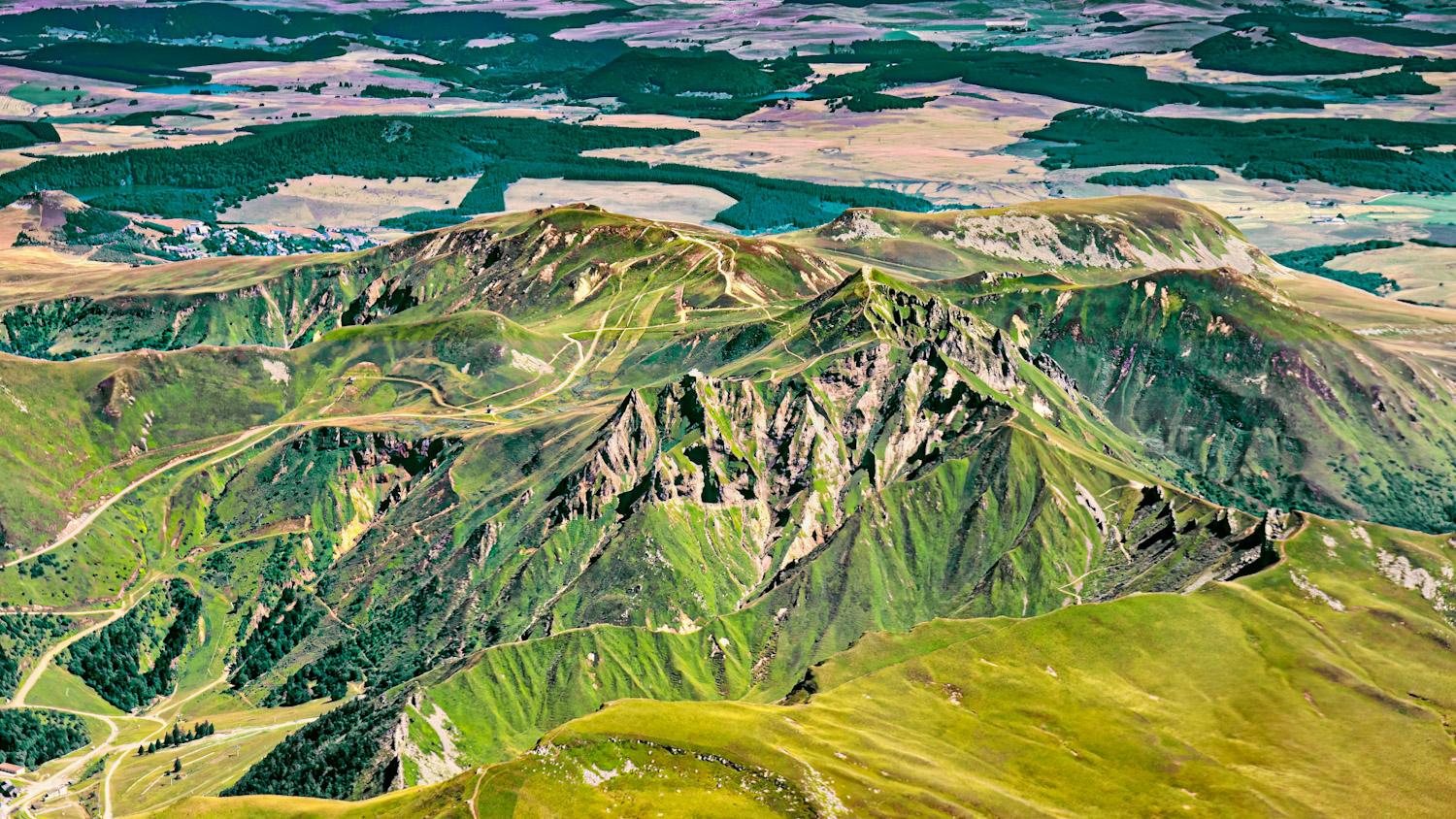 Les Monts Dore - le Massif du Sancy , le Puy de Sancy, le Puy Gros