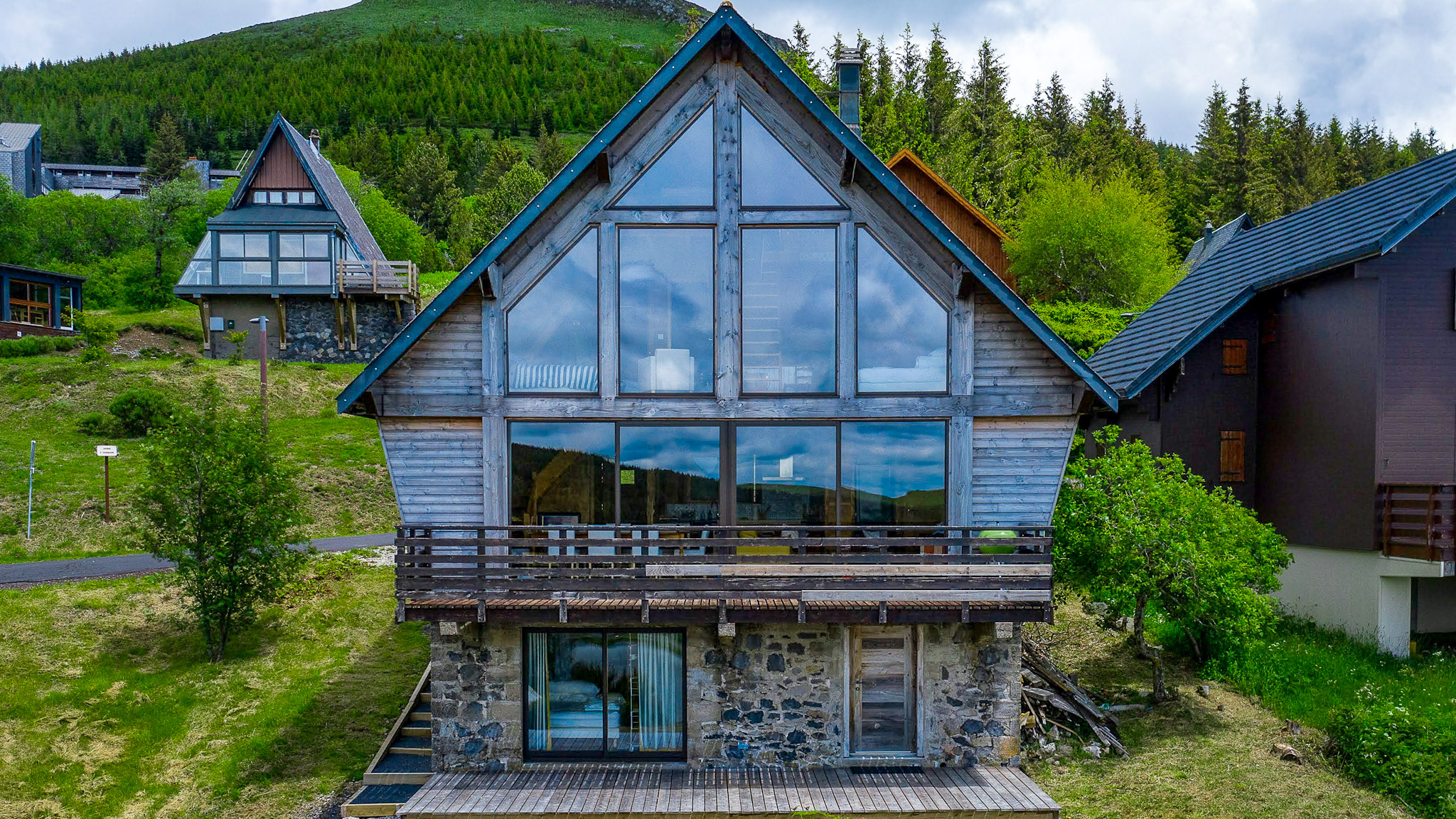 GR®30  - hébergement atypique, le Chalet l'Anorak à Super Besse 