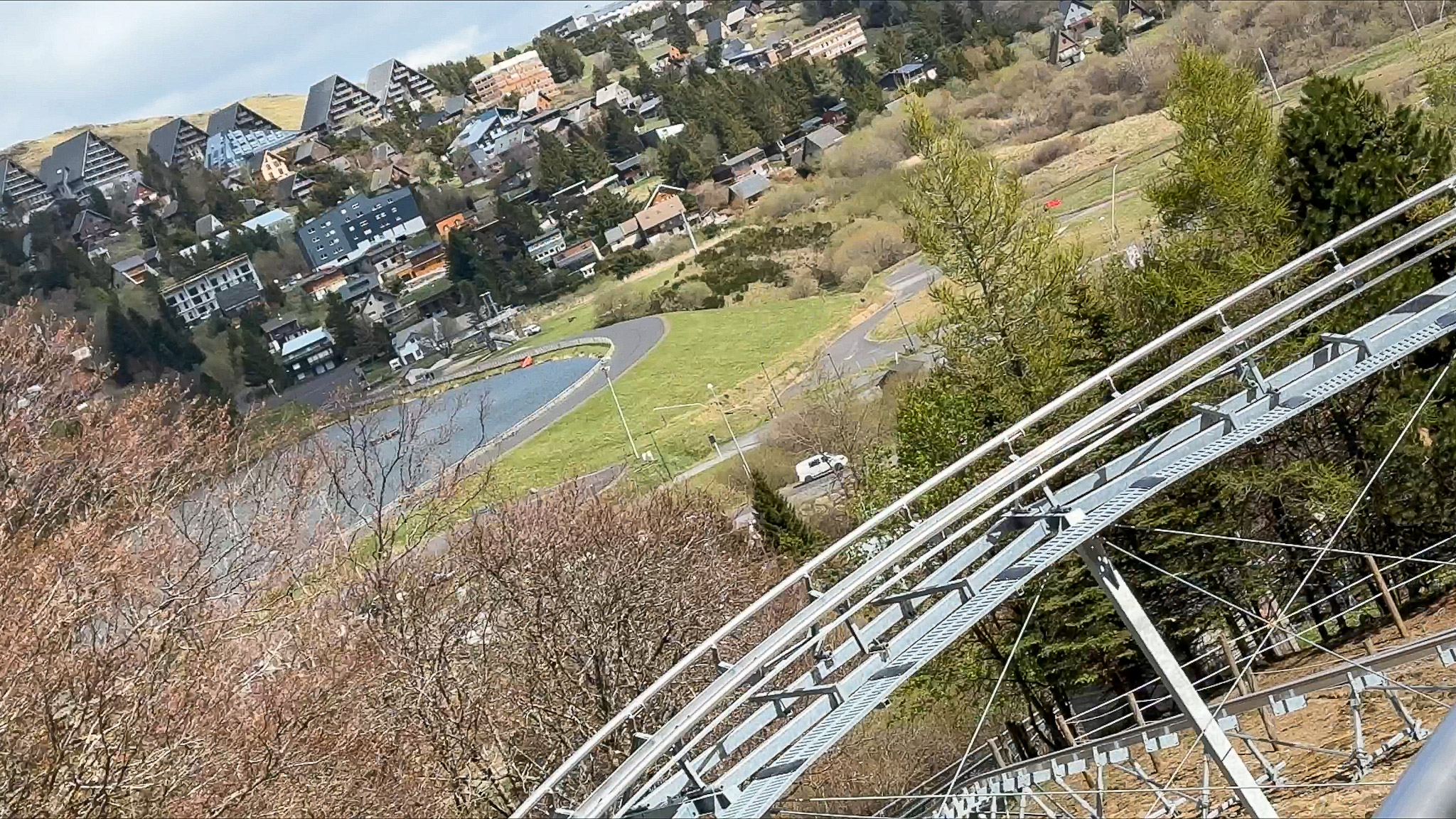 Super Besse, le Super Coaster, luge sur Rails à Super Besse