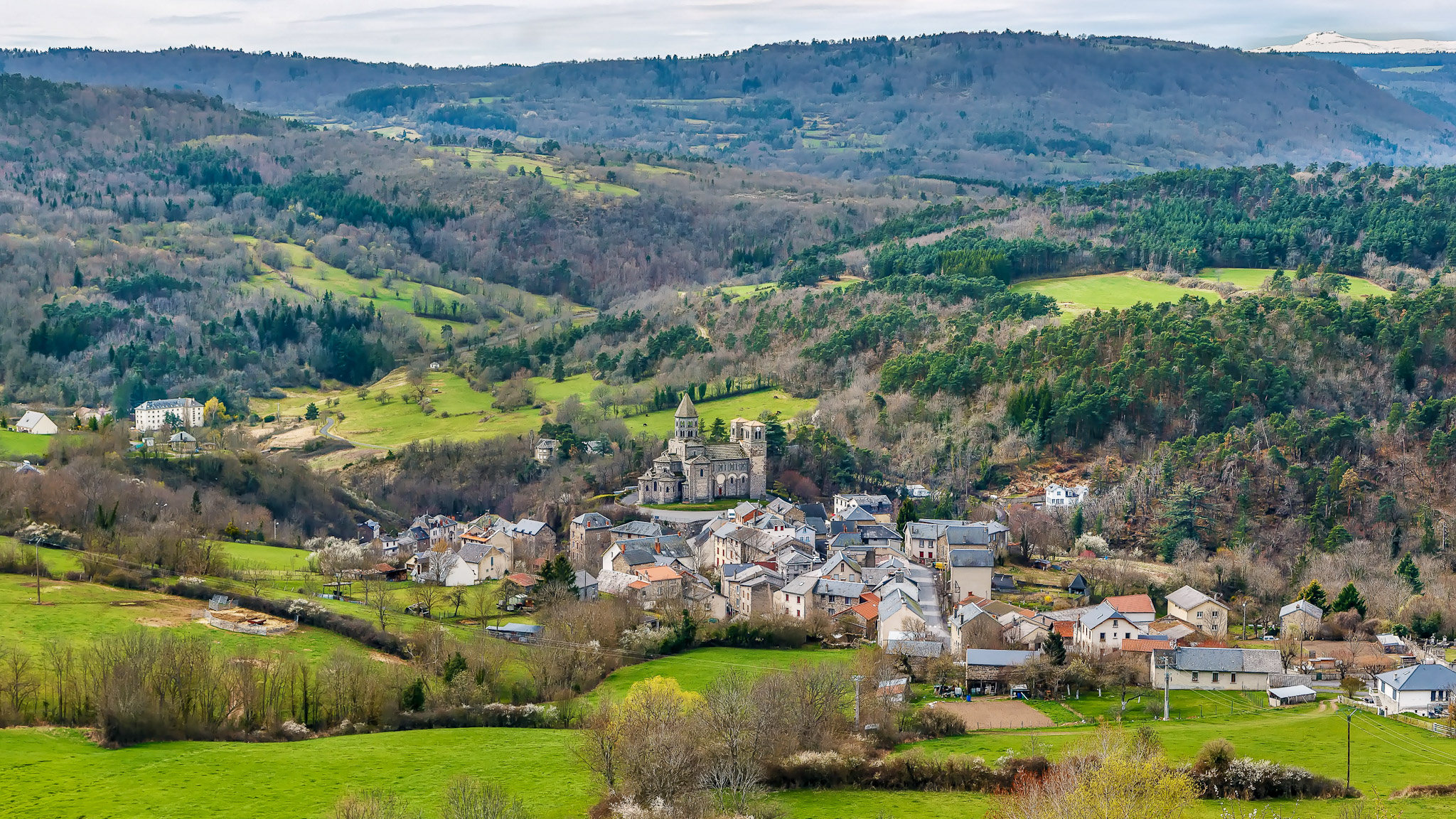 Saint Nectaire, village du Massid du Sancy