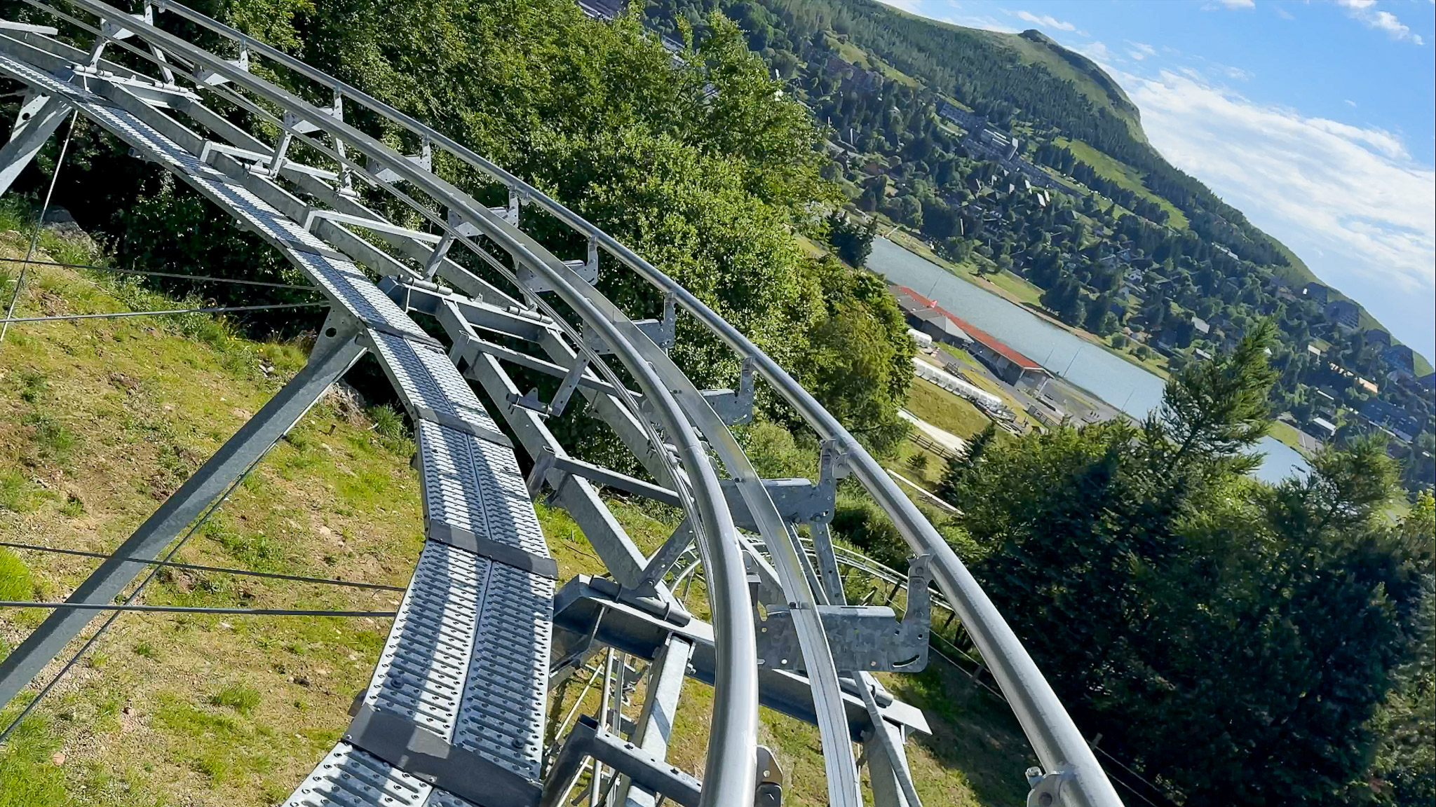 Super Coaster Super Besse - le Puy de Chambourguet