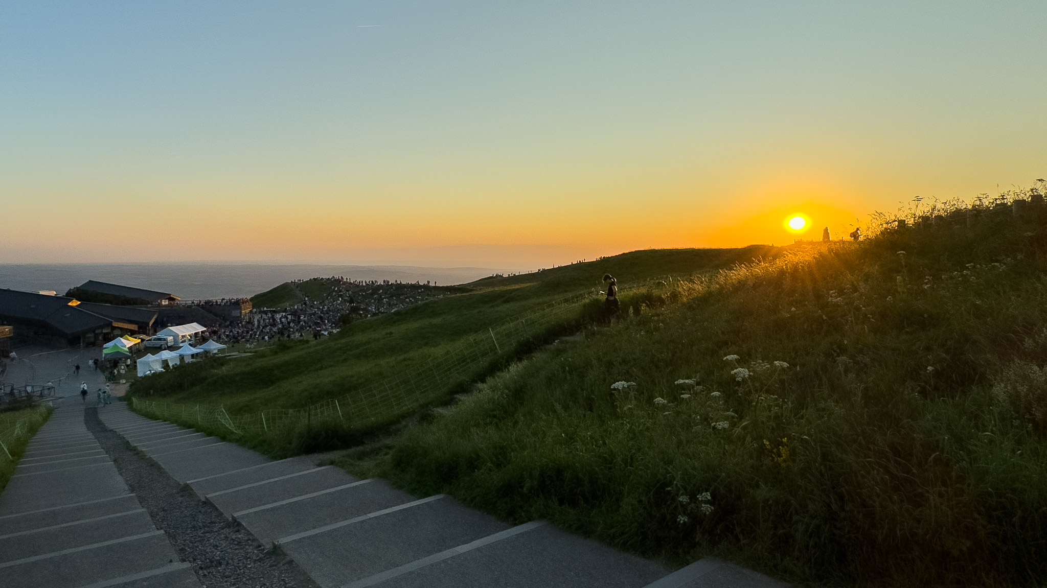 Nocturnes du Puy de Dôme, Coucher du soleil