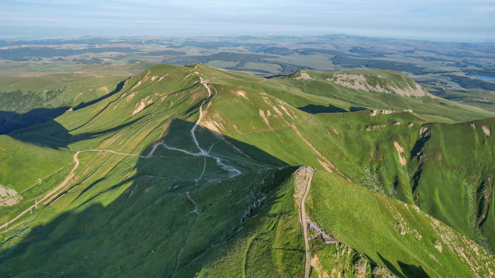 Le Puy de Sancy, le Puy Ferrand, le Puy de la Perdrix et le Lac Pavin