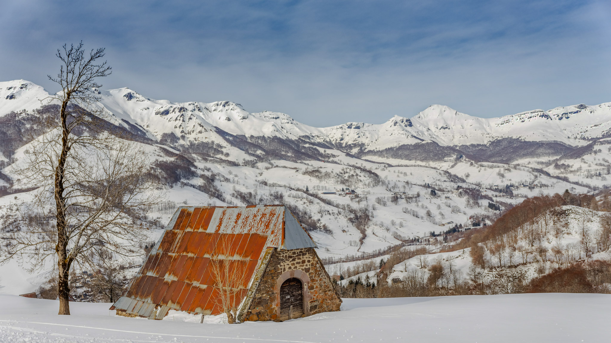 Buron au cœur de la vallée de Mandailles